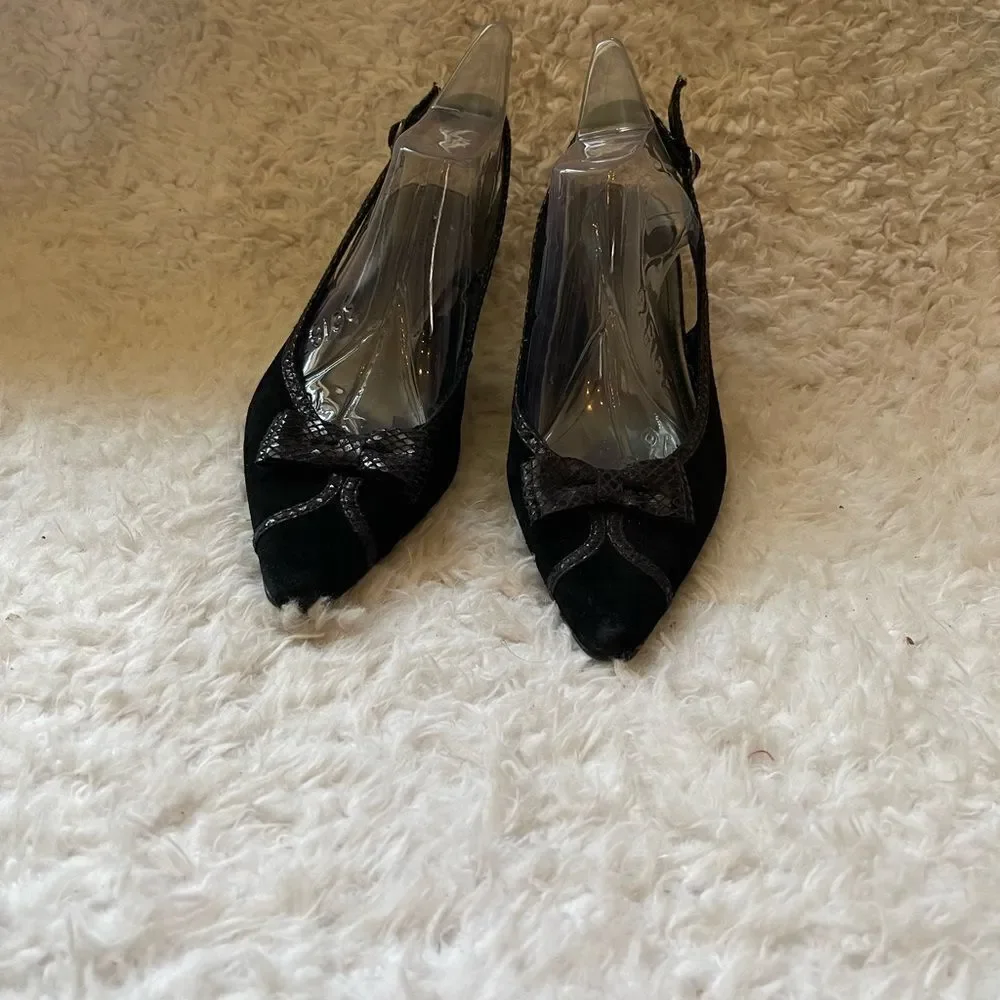 Merona Leather Suede Black with fabric bow and trim sling back3”heels shoes SZ10